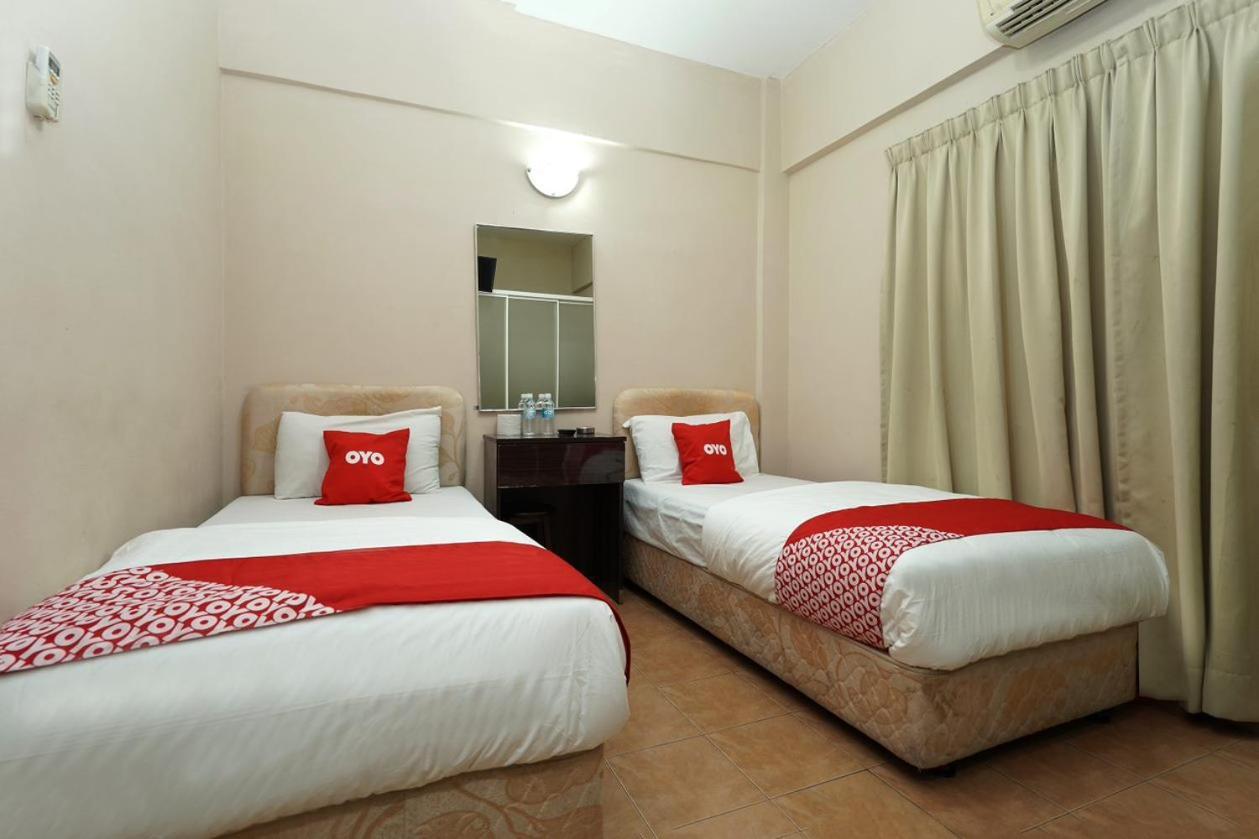 Hotel 91 Kajang Town Екстер'єр фото